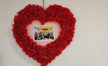 czerwone_serce_ze_zdjęciem_seniorów